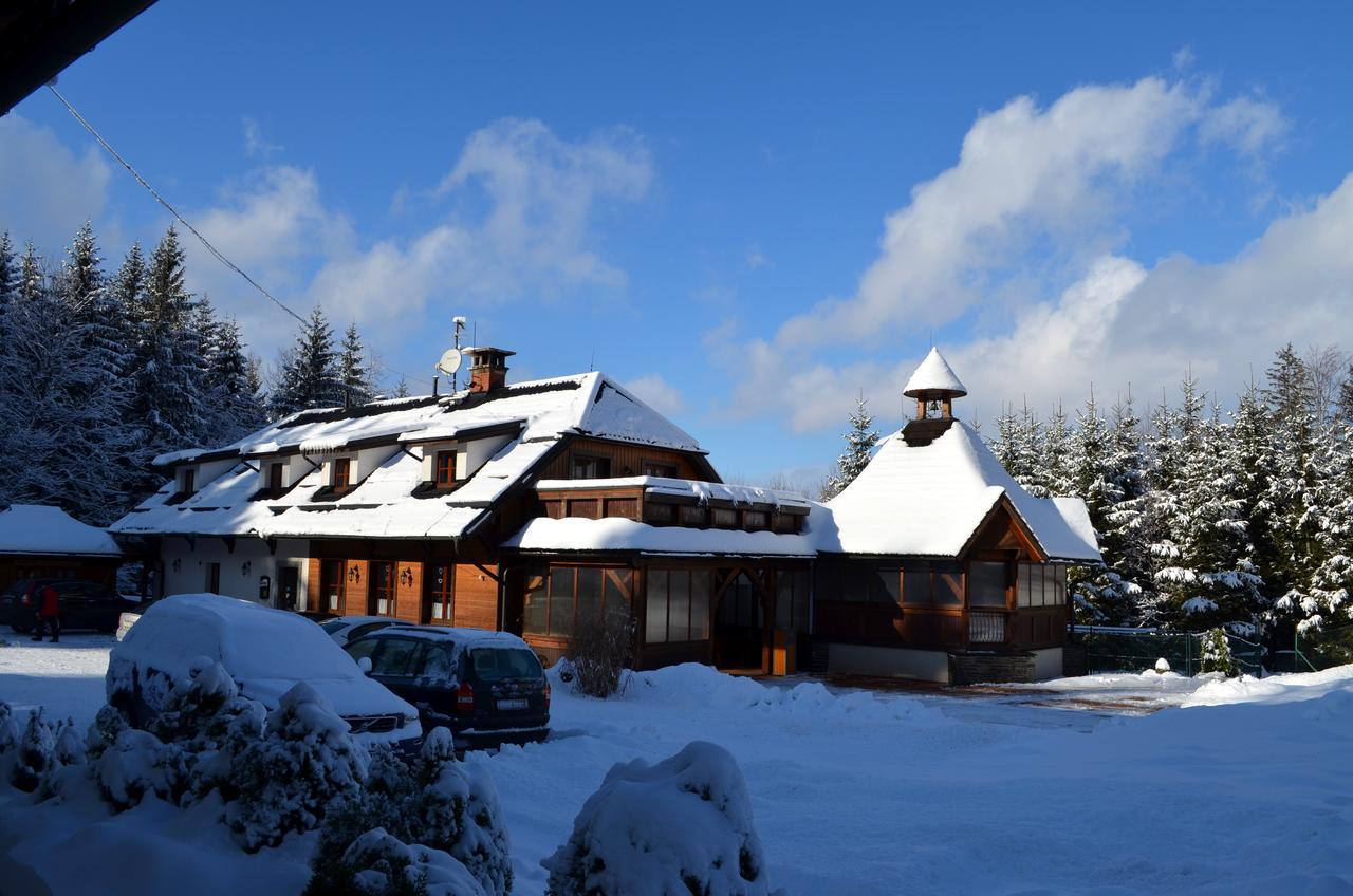 Hotel Na Doline Frenštát pod Radhoštěm Zewnętrze zdjęcie